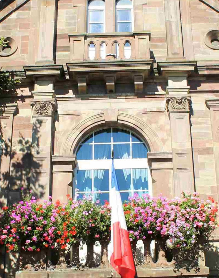 mairie-verticale